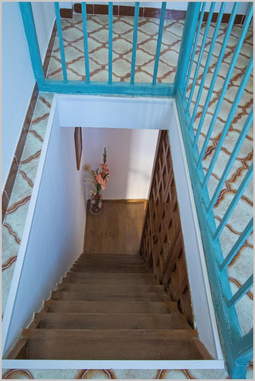 Casa De Los Pajaros Seville Luaran gambar