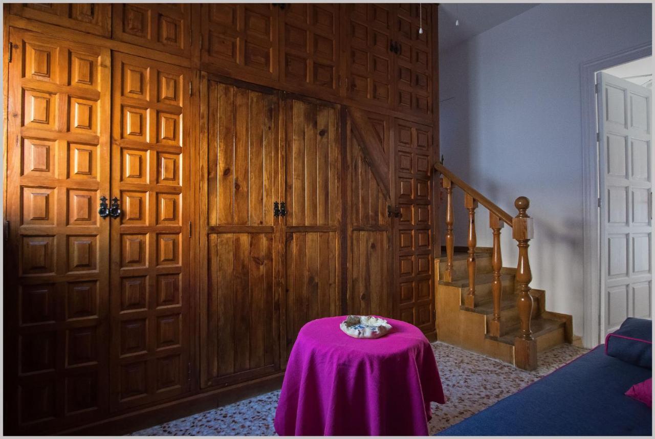 Casa De Los Pajaros Seville Luaran gambar