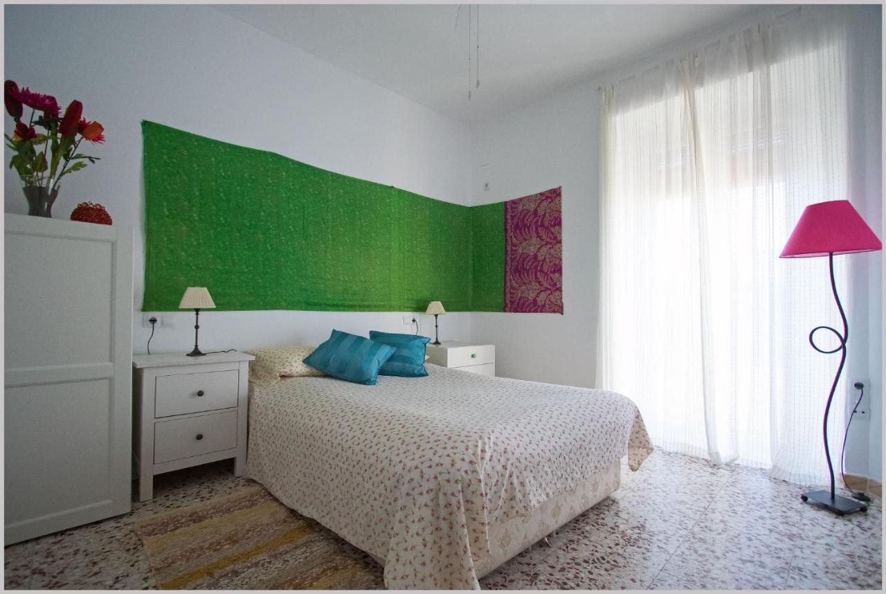 Casa De Los Pajaros Seville Luaran gambar